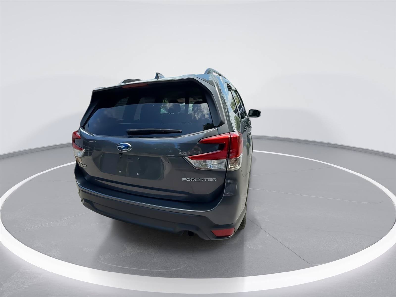 Used 2021 Subaru Forester Premium AWD/4WD image 7