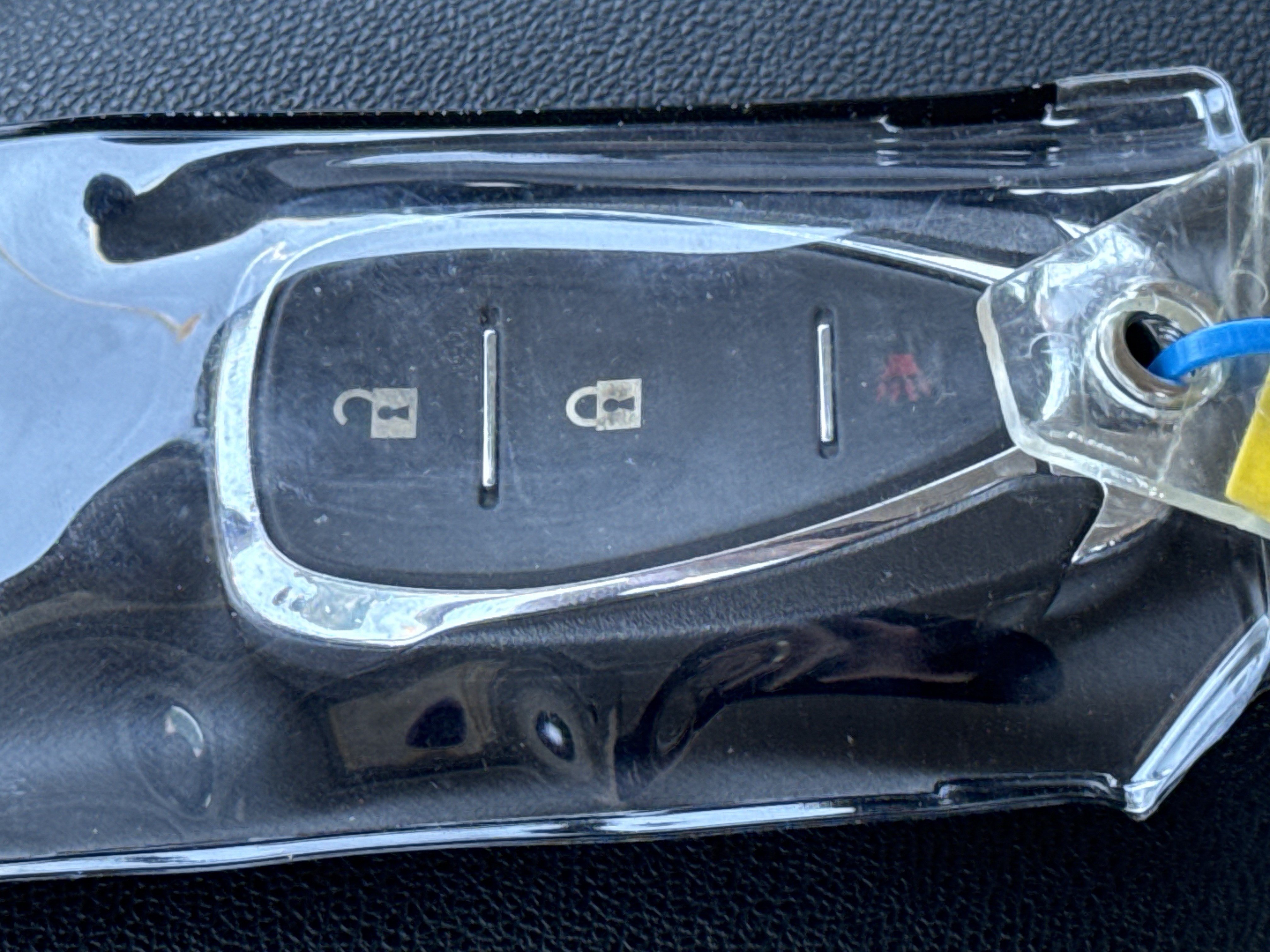 Used 2024 Chevrolet Equinox LS w/ Driver Confidence II Package FWD image 33