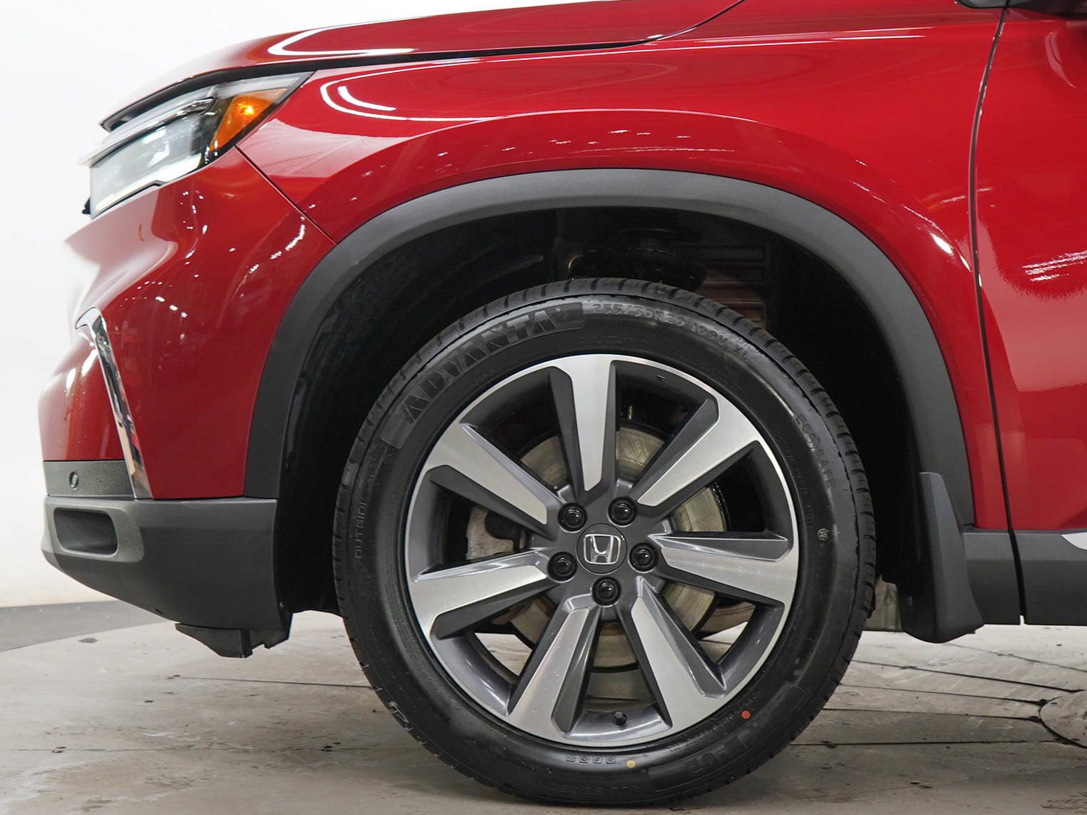 Used 2023 Honda Pilot Touring image 29