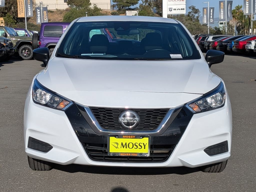 Used 2022 Nissan Versa S w/ Trunk Package FWD image 8