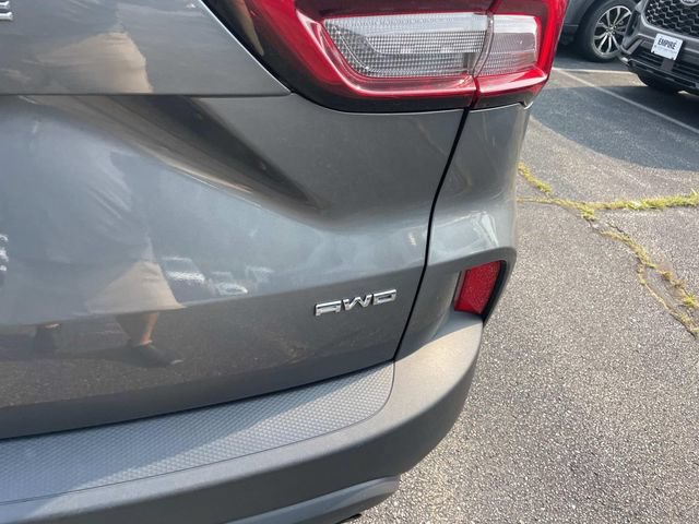 Used 2025 Ford Escape ST-Line Select AWD/4WD image 5