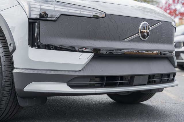 New 2026 Volvo EX30 Cross Country Ultra image 13