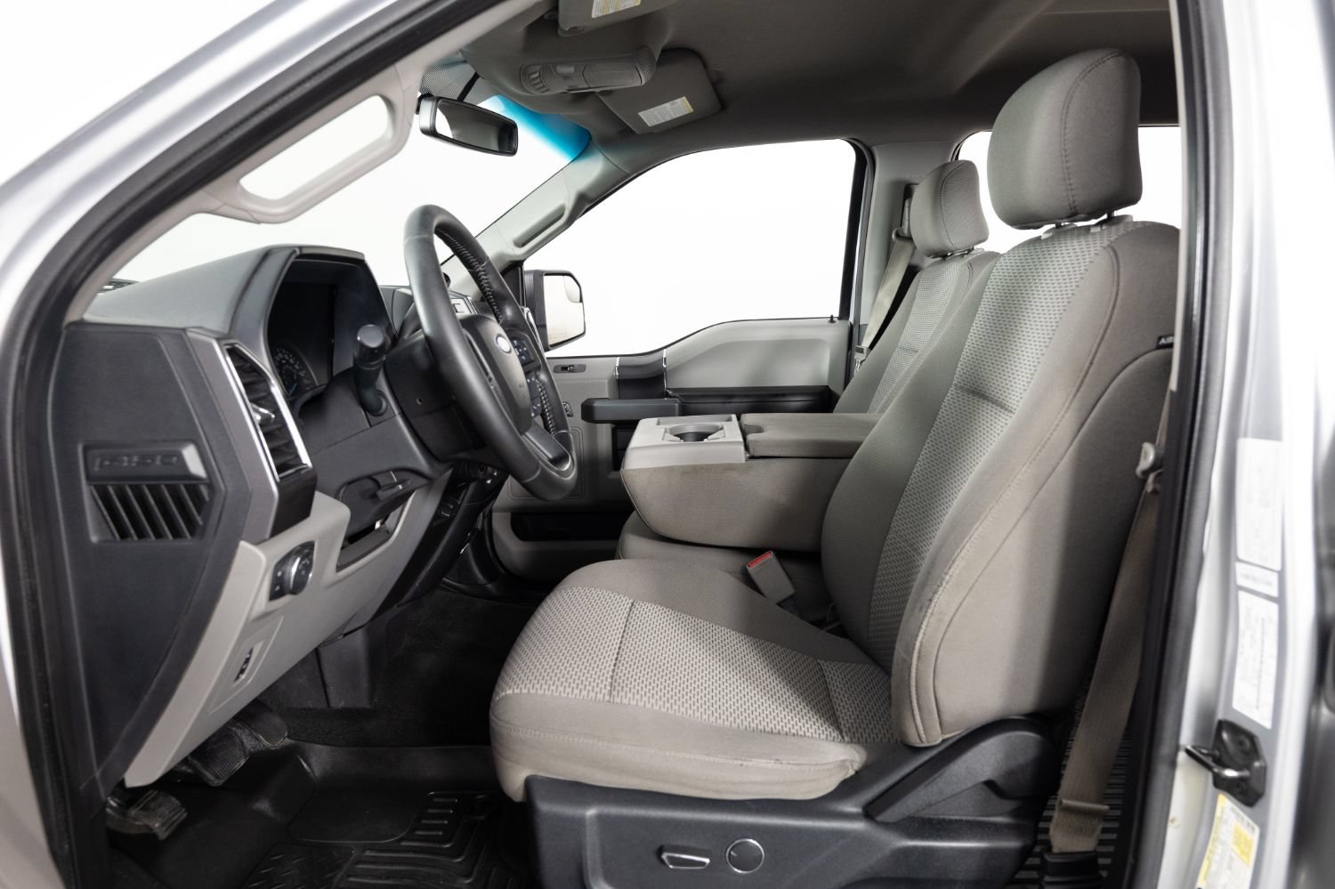 Used 2017 Ford F150 XLT w/ Equipment Group 301A Mid AWD/4WD image 14
