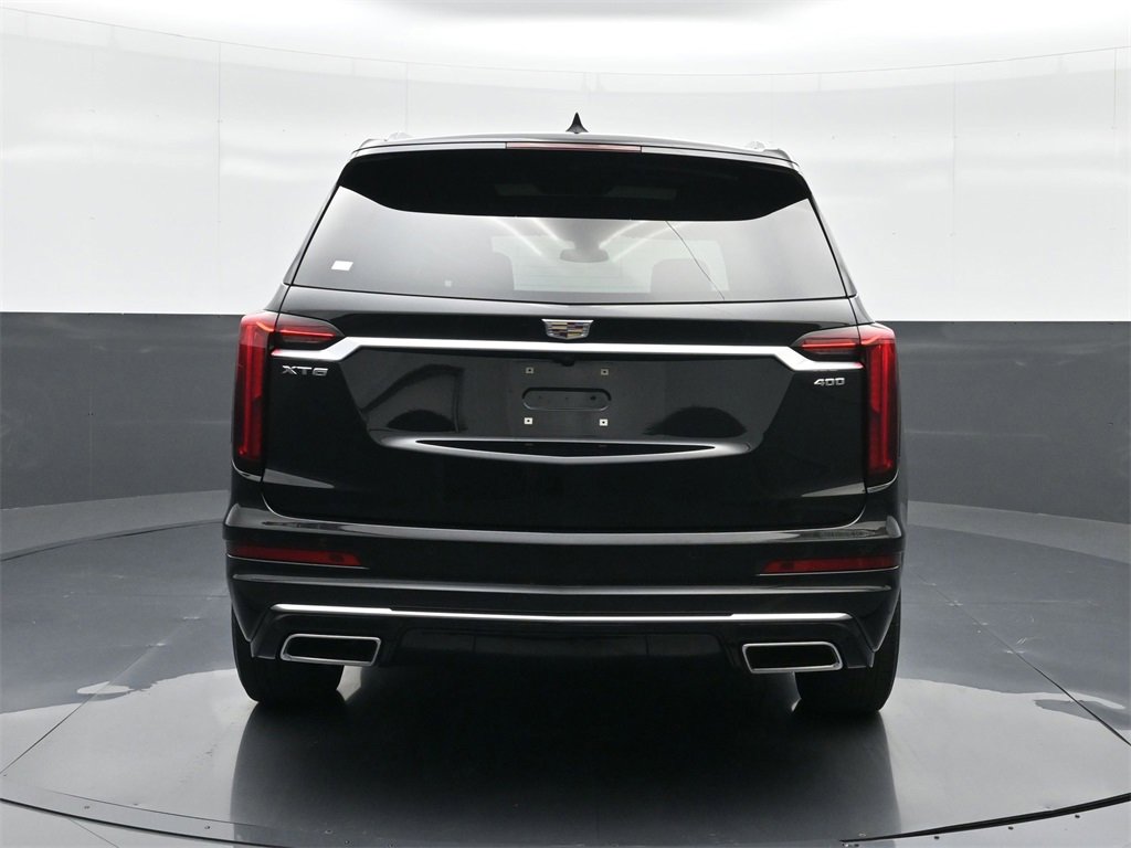 Used 2024 Cadillac XT6 Premium Luxury image 14