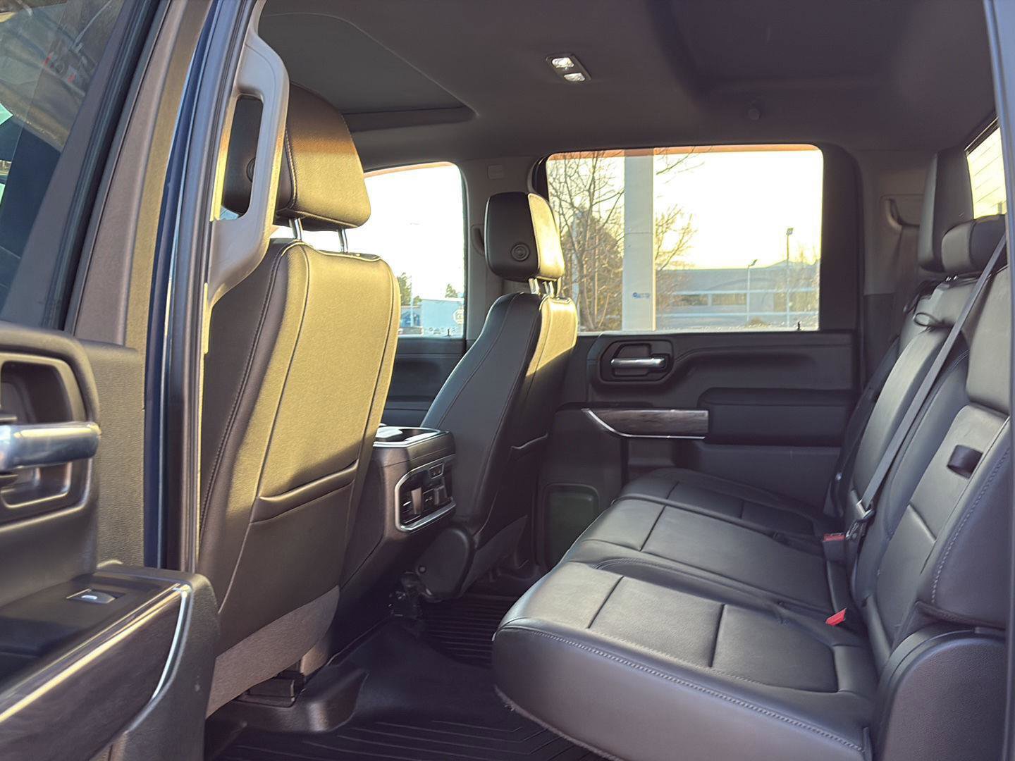 Used 2020 Chevrolet Silverado 2500 LTZ image 16