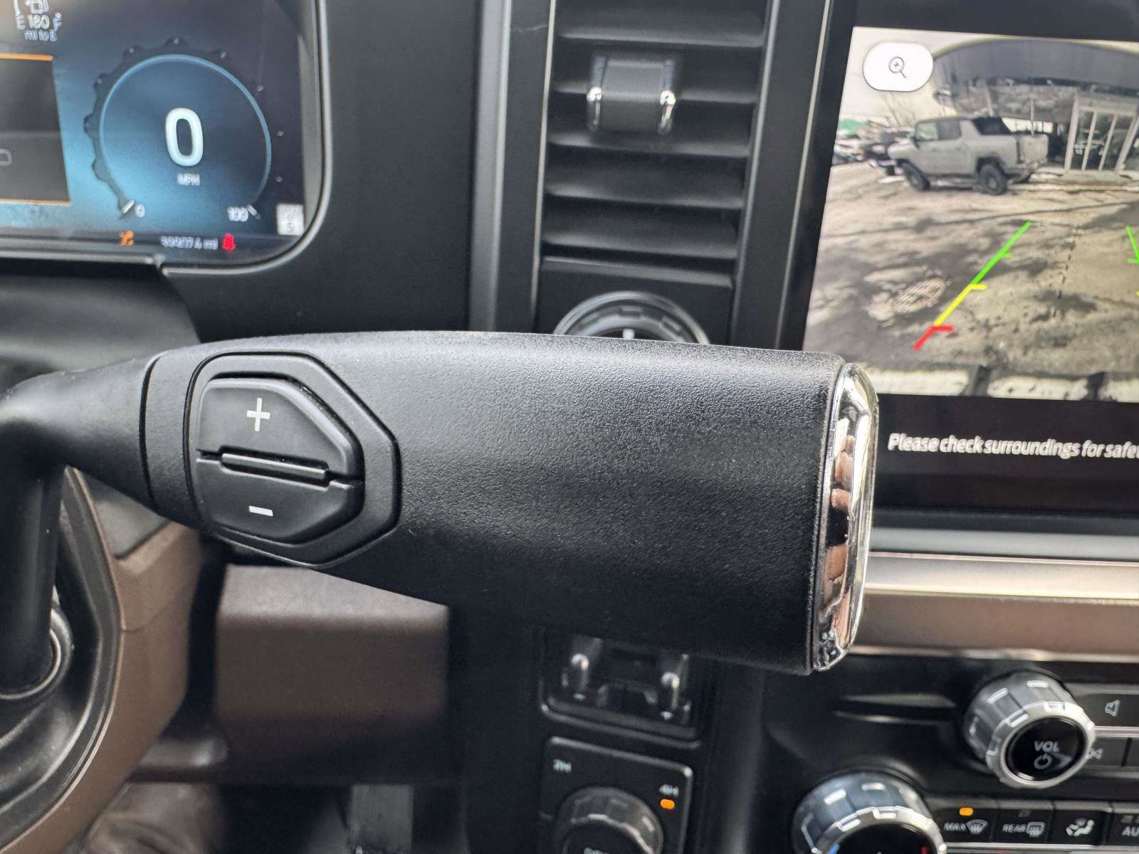 Used 2023 Ford F450 King Ranch w/ Chrome Package image 35