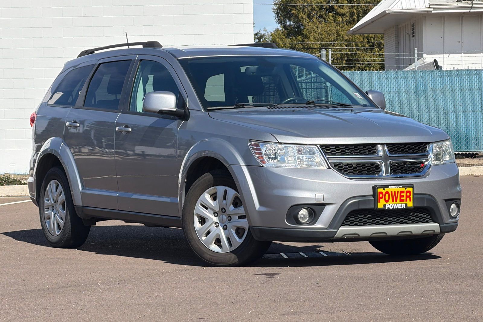 Used 2019 Dodge Journey SE w/ Premium Group image 2