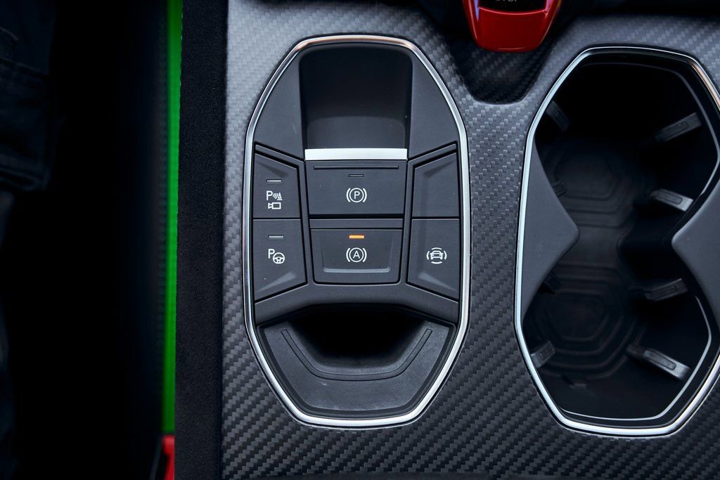 Used 2024 Lamborghini Urus Performante image 77
