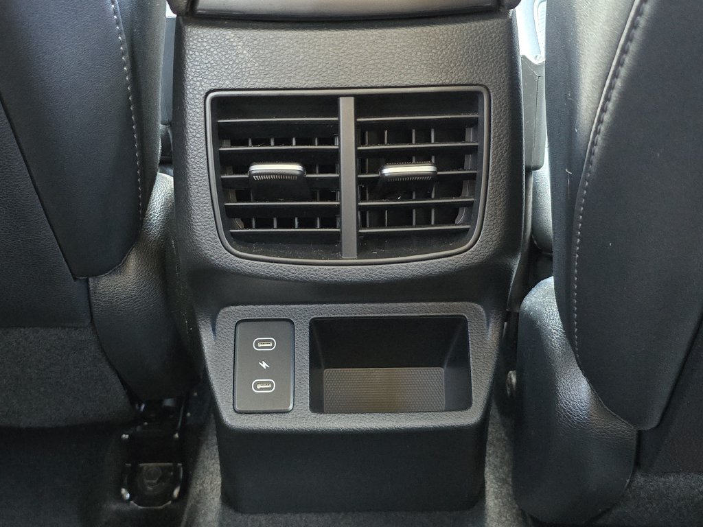 Used 2024 Kia Seltos EX AWD/4WD image 16