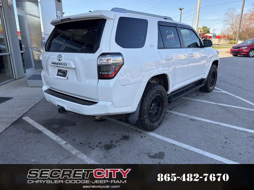 Used 2018 Toyota 4Runner SR5 image 7