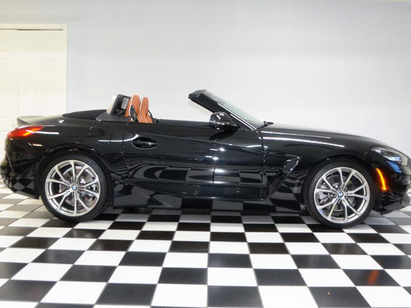 Used 2020 BMW Z4 sDrive30i w/ Convenience Package image 11