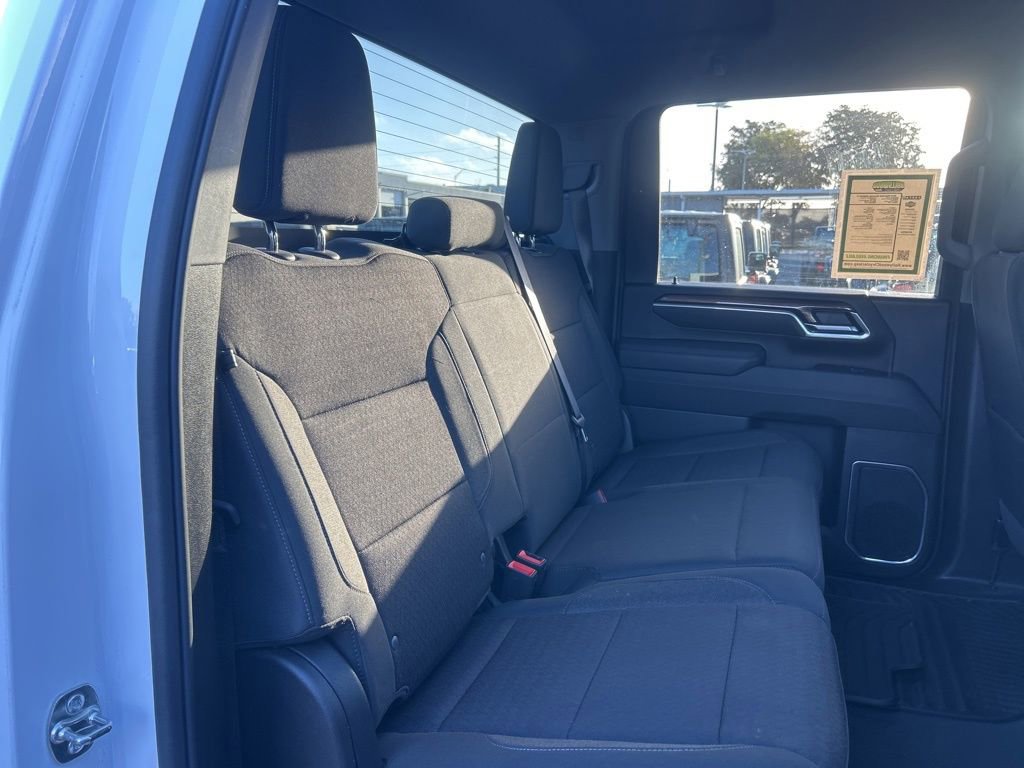 Used 2025 Chevrolet Silverado 2500 LT w/ Convenience Package image 28