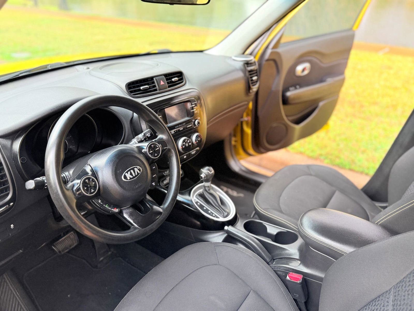 Used 2014 Kia Soul + w/ UVO w/Eservices Package image 19