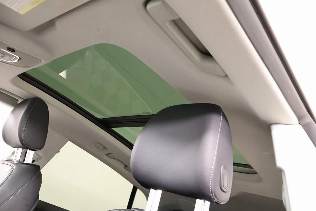 Used 2022 Audi Q8 Premium Plus w/ Premium Plus Package image 16