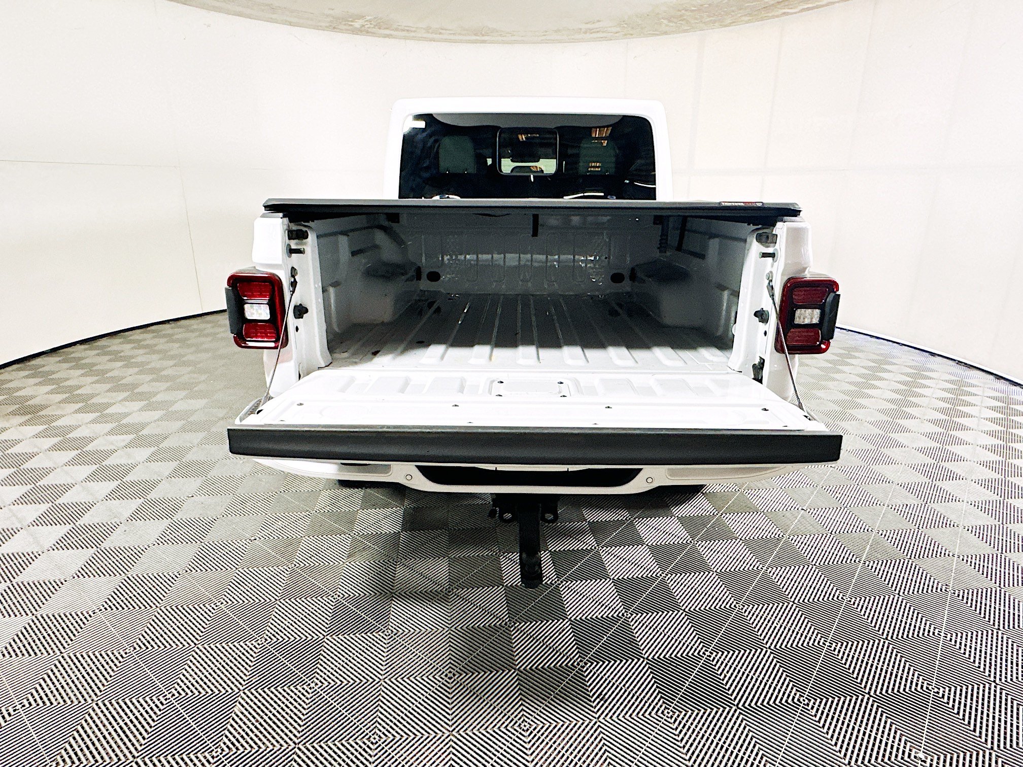 Used 2022 Jeep Gladiator Overland AWD/4WD image 31