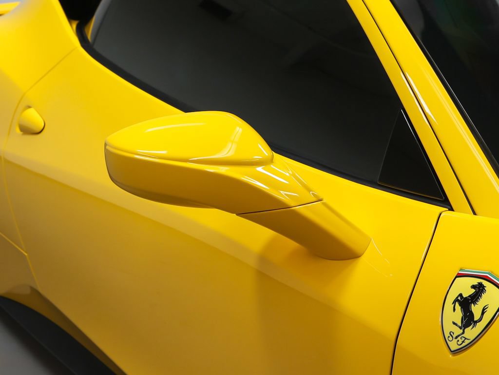 Used 2010 Ferrari 458 Italia Coupe RWD image 10