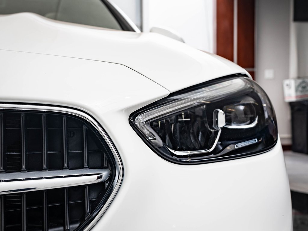 Used 2025 Mercedes-Benz C 300 4MATIC Sedan image 14