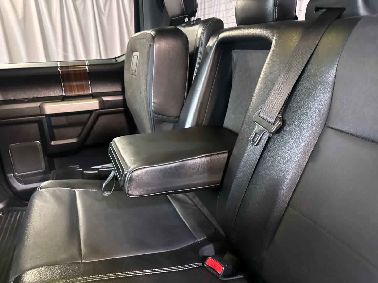 Used 2015 Ford F150 Lariat w/ Equipment Group 501A Mid RWD image 19