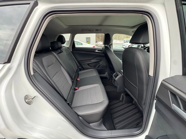 New 2026 Volkswagen Taos SE AWD/4WD image 19