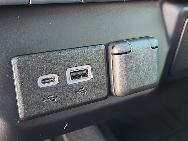 Used 2022 Chevrolet Silverado 1500 LT image 25