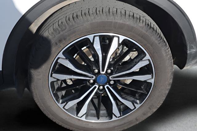 Used 2021 Ford Escape SEL w/ SEL Stealth AWD Package image 30