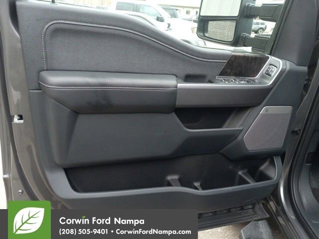 New 2025 Ford F350 Lariat w/ Black Appearance Package image 12