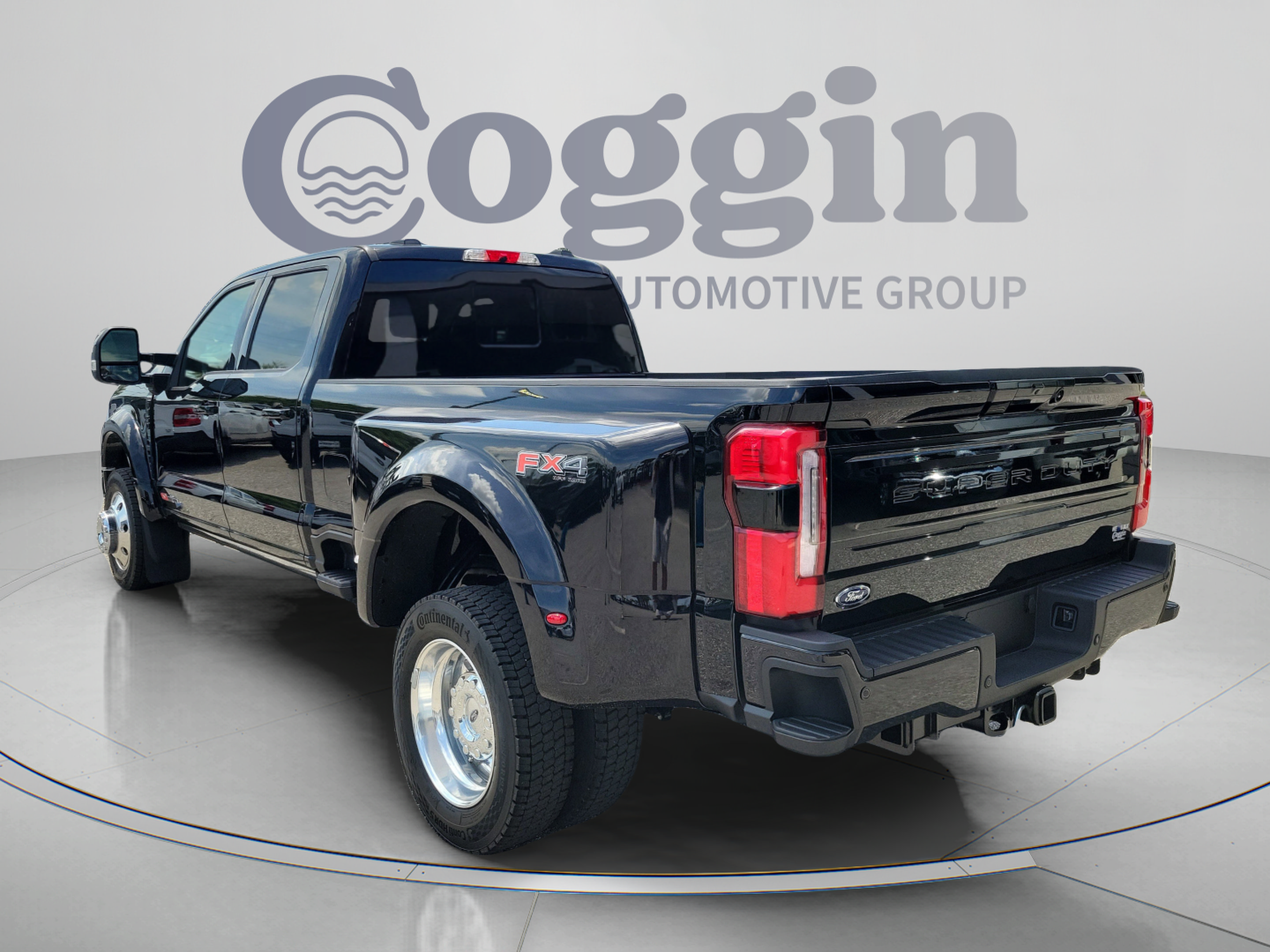 New 2026 Ford F450 Platinum w/ FX4 Off-Road Package AWD/4WD video 2