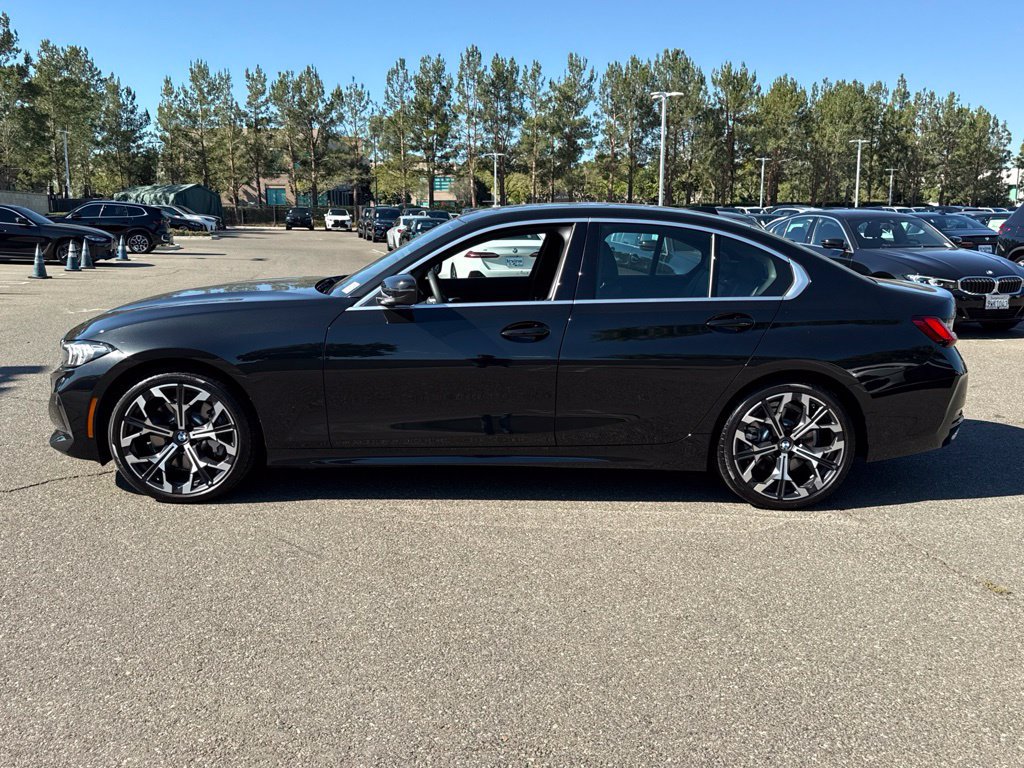 Used 2026 BMW 330i Sedan w/ Convenience Package RWD image 12