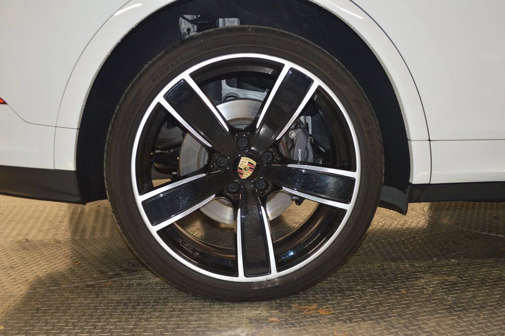 Certified 2023 Porsche Cayenne Platinum Edition AWD/4WD image 15