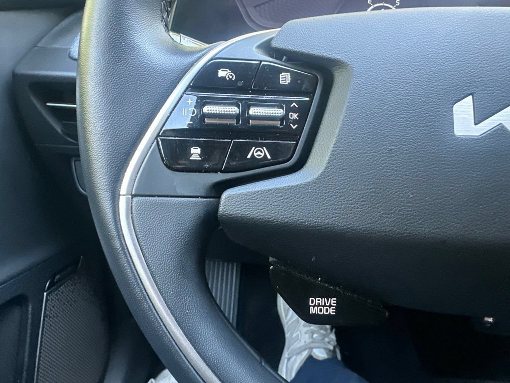 Used 2024 Kia EV6 Wind RWD image 8