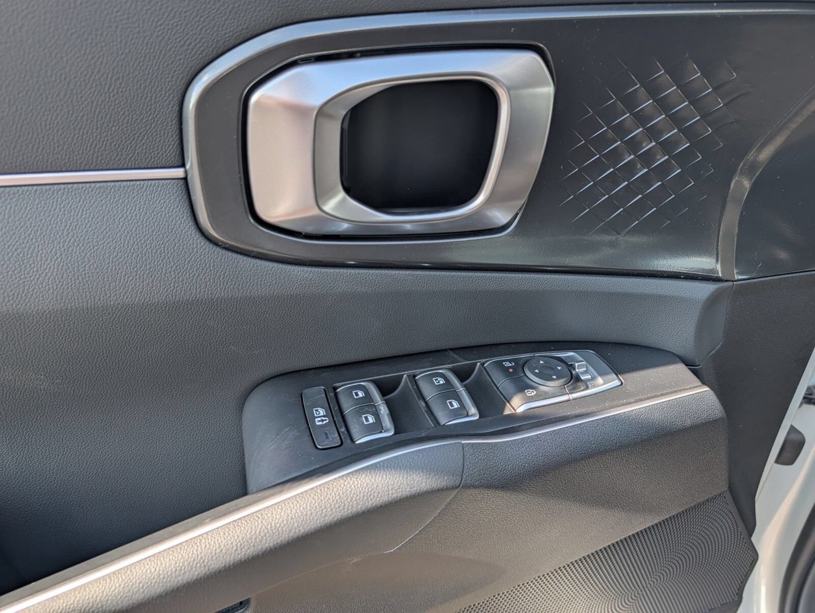 New 2026 Kia Sorento LX FWD image 29