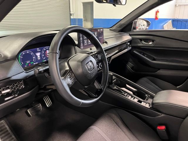 Used 2025 Honda Accord Sport image 22