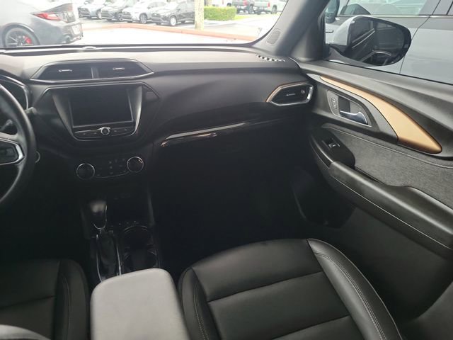 Used 2023 Chevrolet TrailBlazer ACTIV FWD image 16