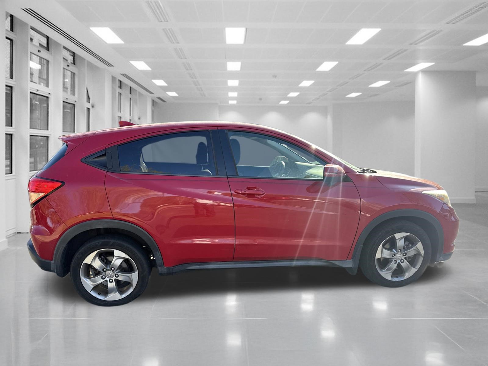 Used 2017 Honda HR-V EX image 4