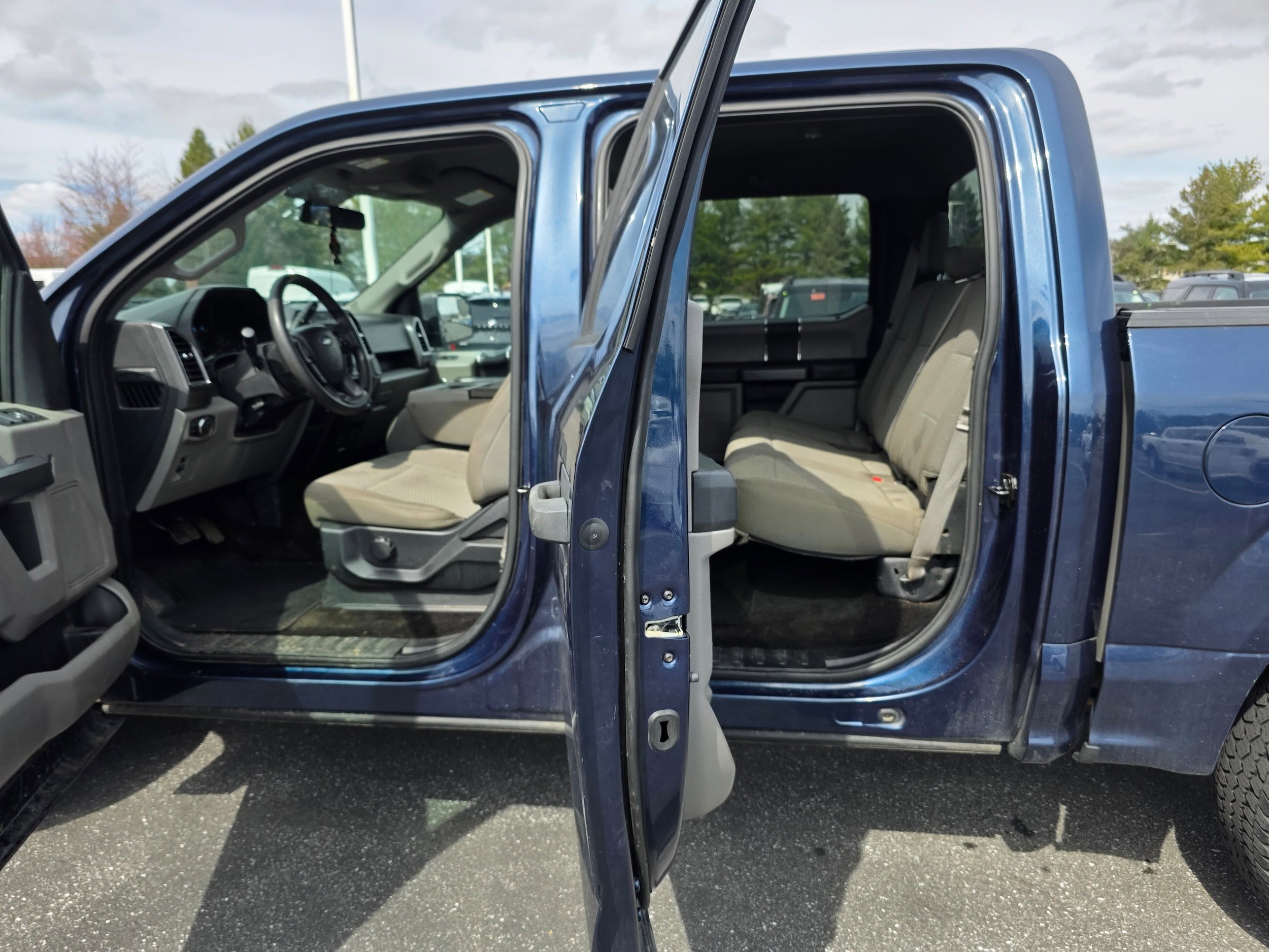Used 2018 Ford F150 XLT image 8