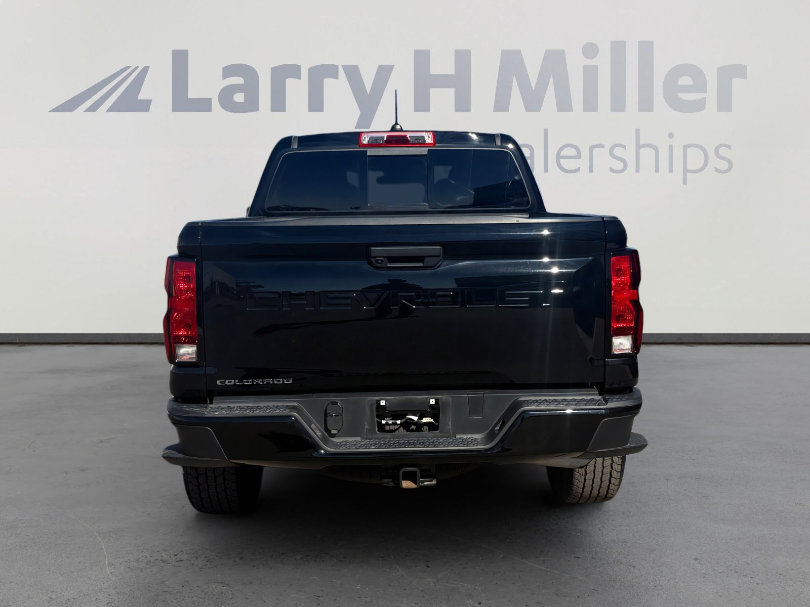 Used 2024 Chevrolet Colorado Trail Boss image 4