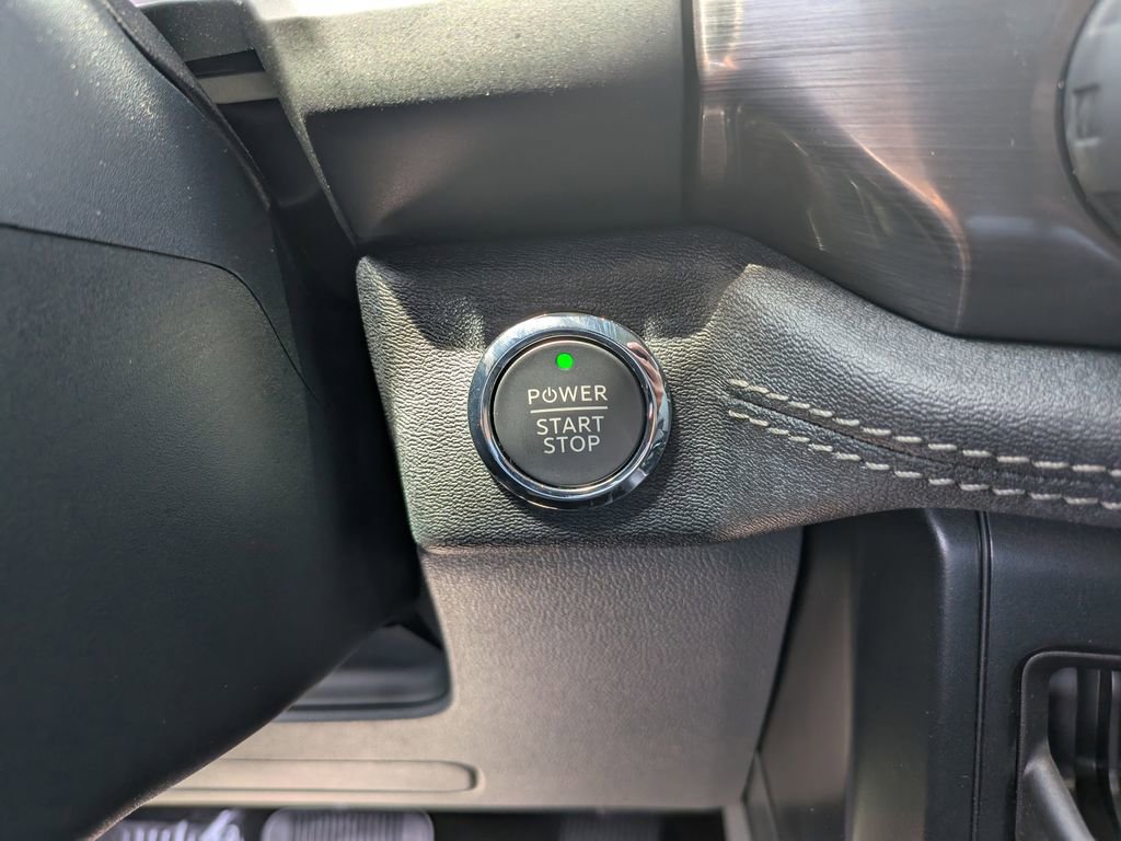 New 2025 Ford F150 Lightning Flash AWD/4WD image 23