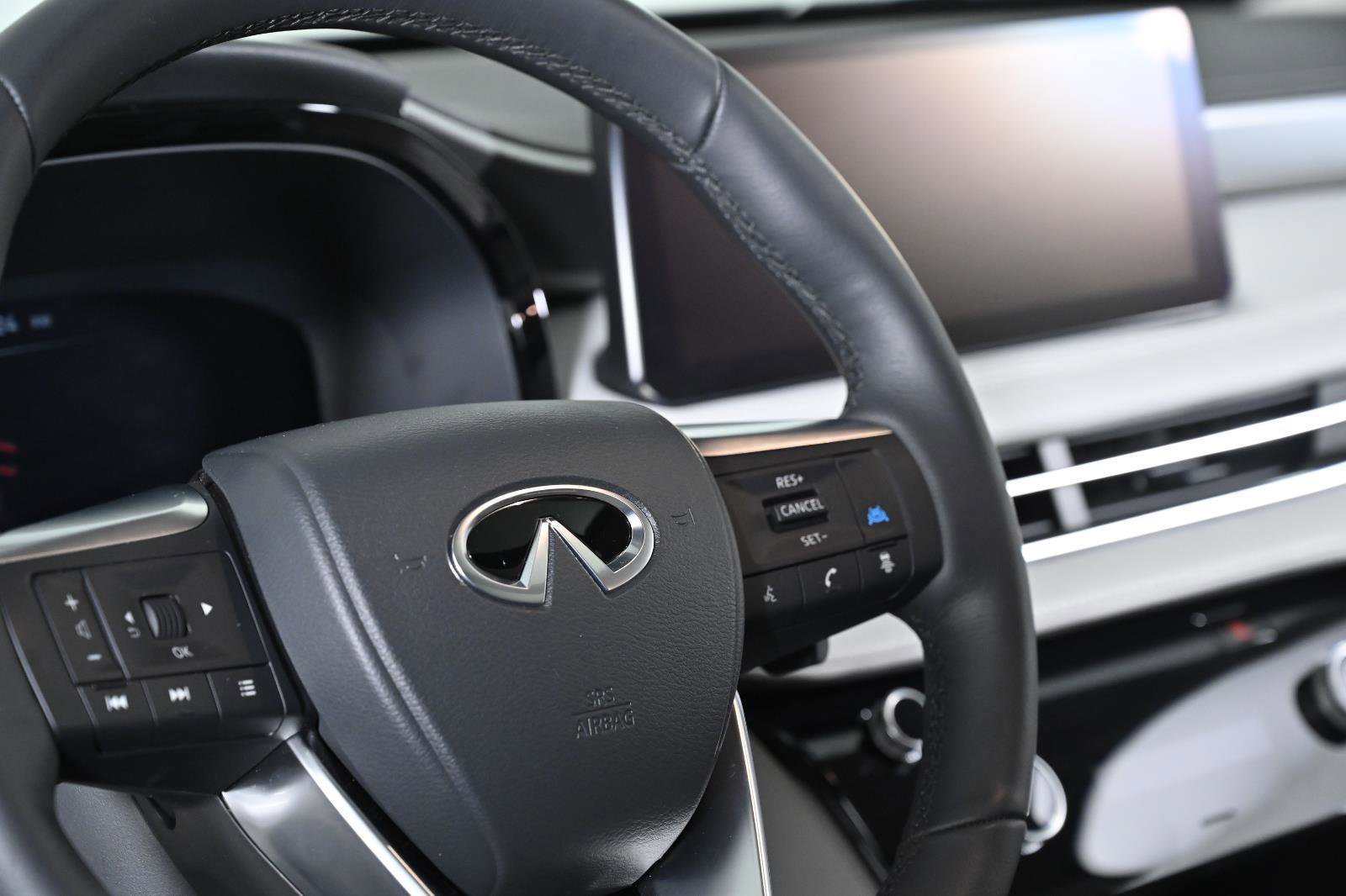 Certified 2026 INFINITI QX60 Luxe w/ Cargo Package image 10