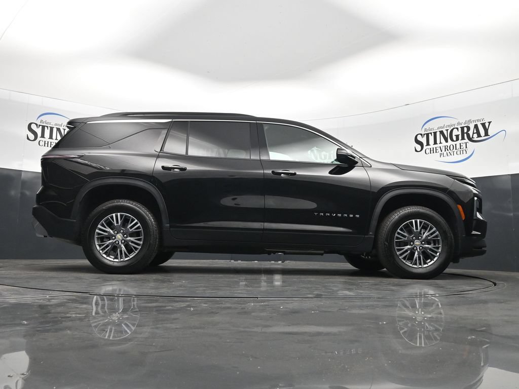 Certified 2026 Chevrolet Traverse LT AWD/4WD image 33