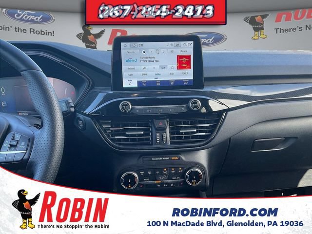 Used 2025 Ford Escape ST-Line Select AWD/4WD image 11