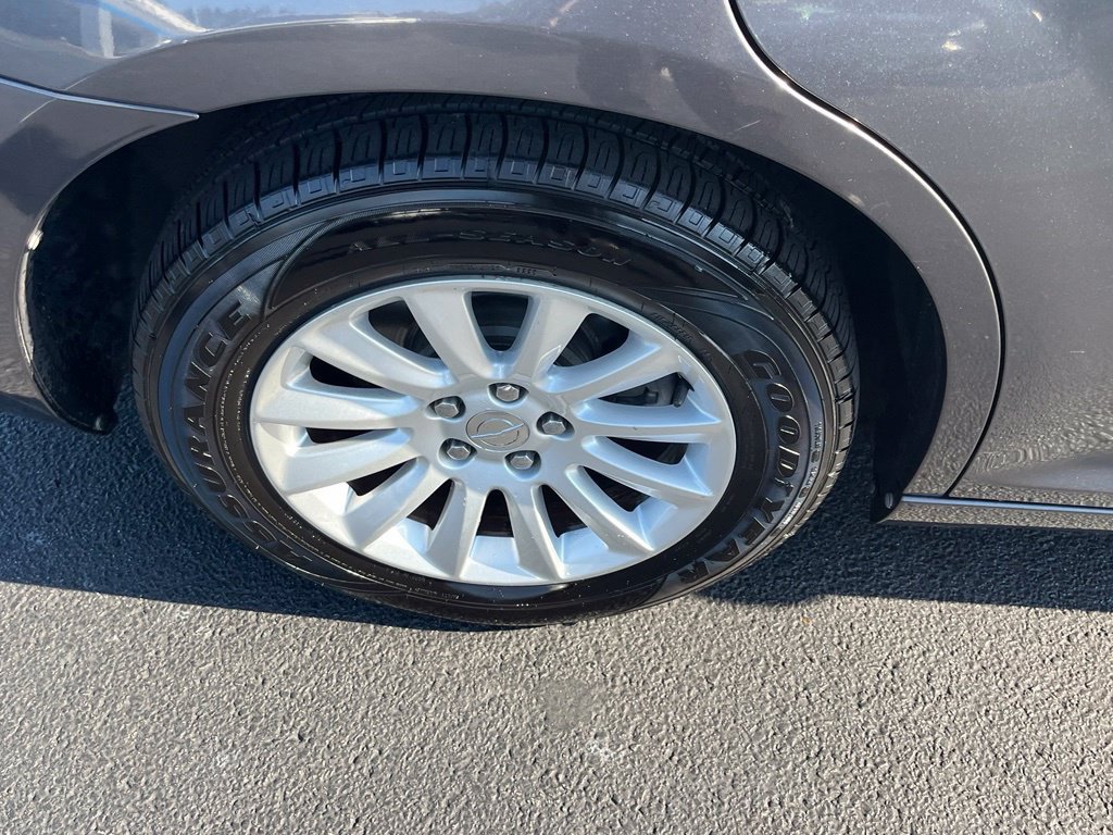 Used 2013 Chrysler 300 RWD image 10