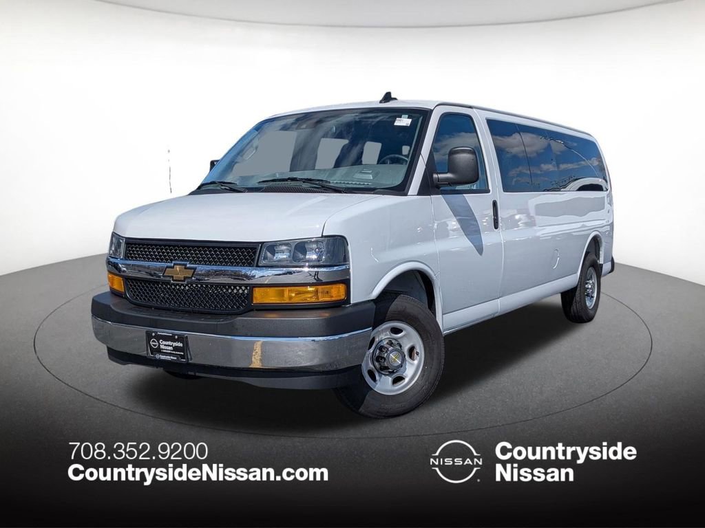 Used 2025 Chevrolet Express 3500 LT w/ LT Preferred Equipment Group