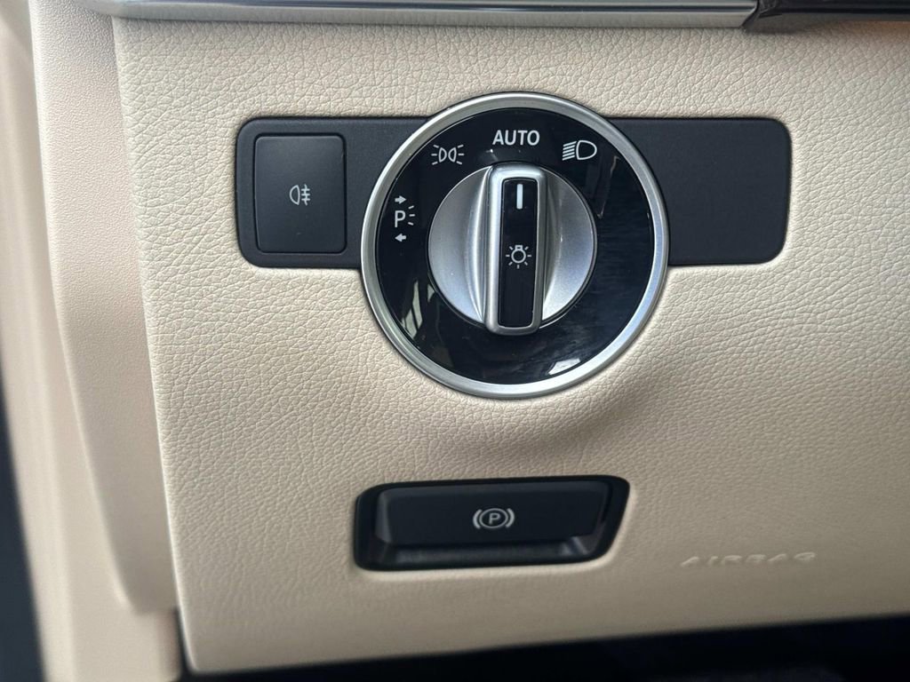 Used 2018 Mercedes-Benz GLS 450 4MATIC image 21