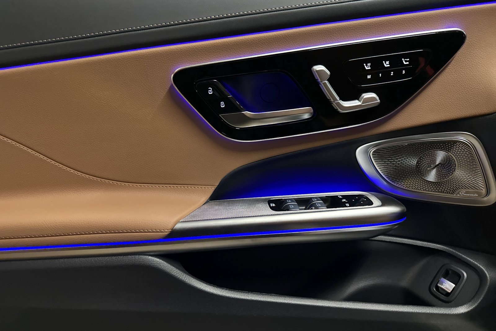 New 2026 Mercedes-Benz CLE 450 4MATIC Cabriolet image 11