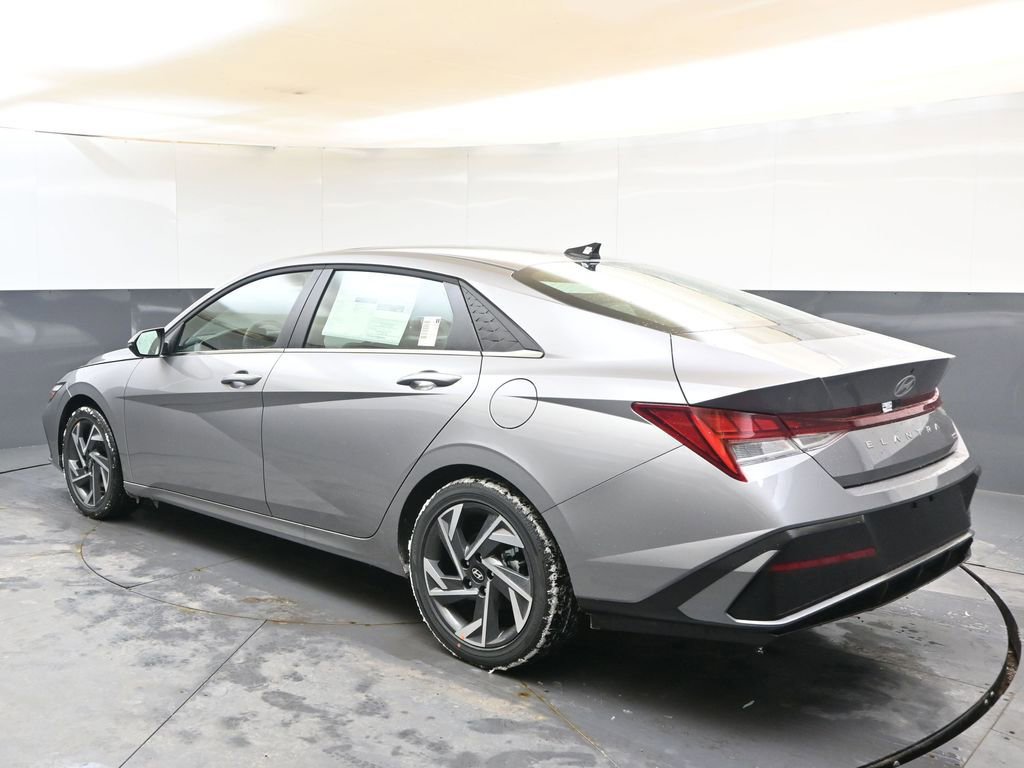 New 2026 Hyundai Elantra Limited image 3