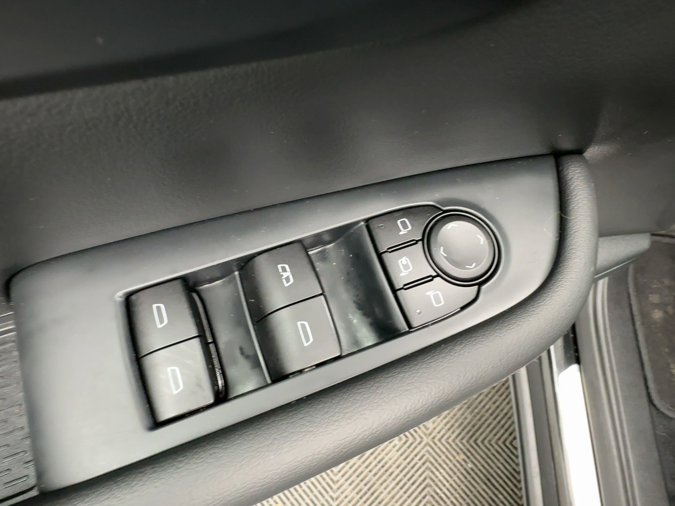 Certified 2025 Buick Enclave Preferred image 12