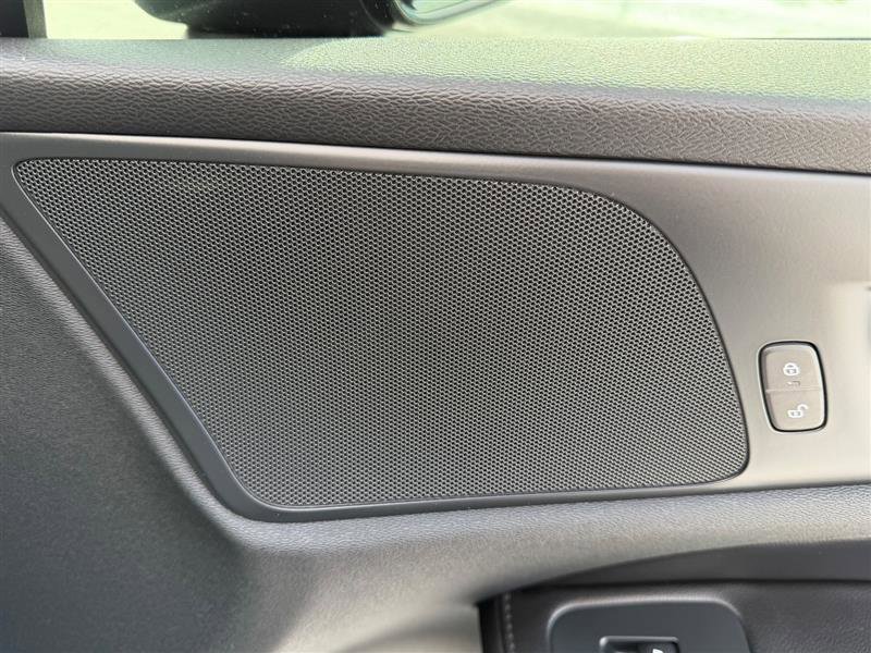 Used 2023 Volvo S60 B5 Core image 37