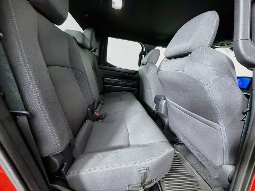 Used 2025 Toyota Tacoma SR5 AWD/4WD image 28
