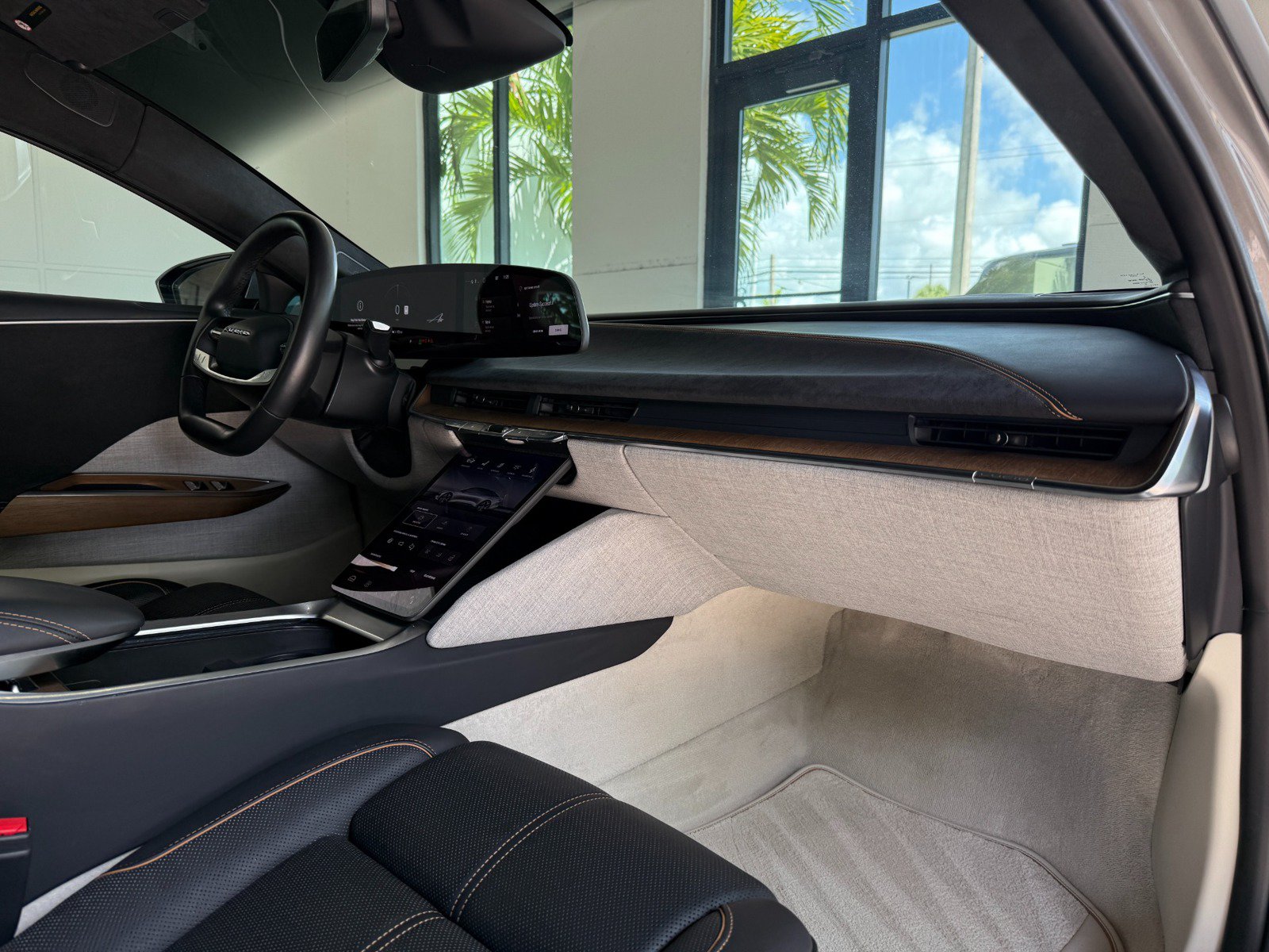 Used 2022 Lucid Air Grand Touring AWD/4WD image 29