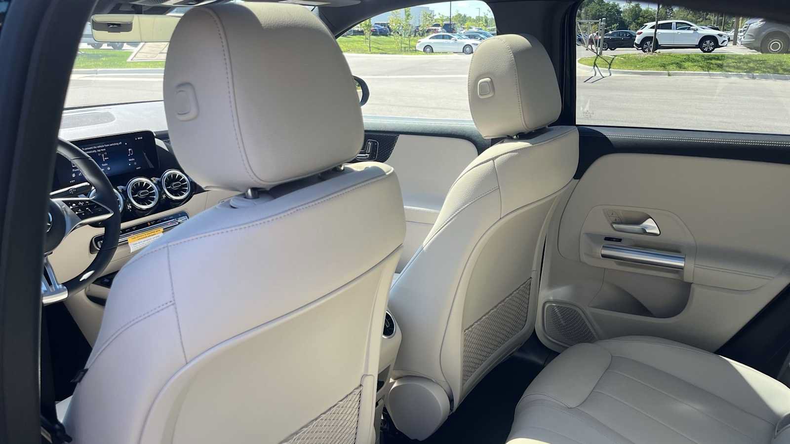 New 2026 Mercedes-Benz GLA 250 4MATIC image 30